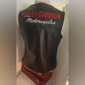 Harley Davidson Ladies M Vest NWOT